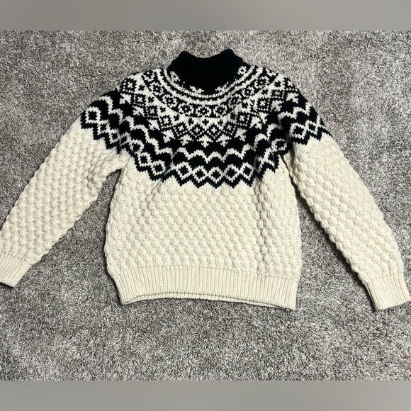 H&M Sweaters - Black and White H&M Patterned Women's Sweater